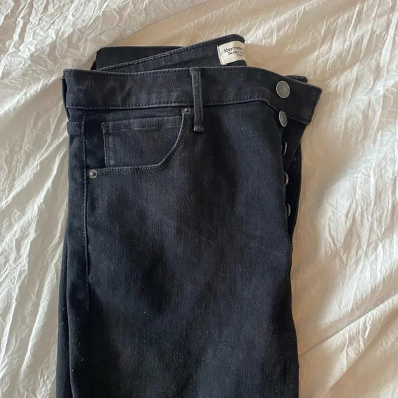 Abercrombie high waisted jeans - Picture 1 of 3